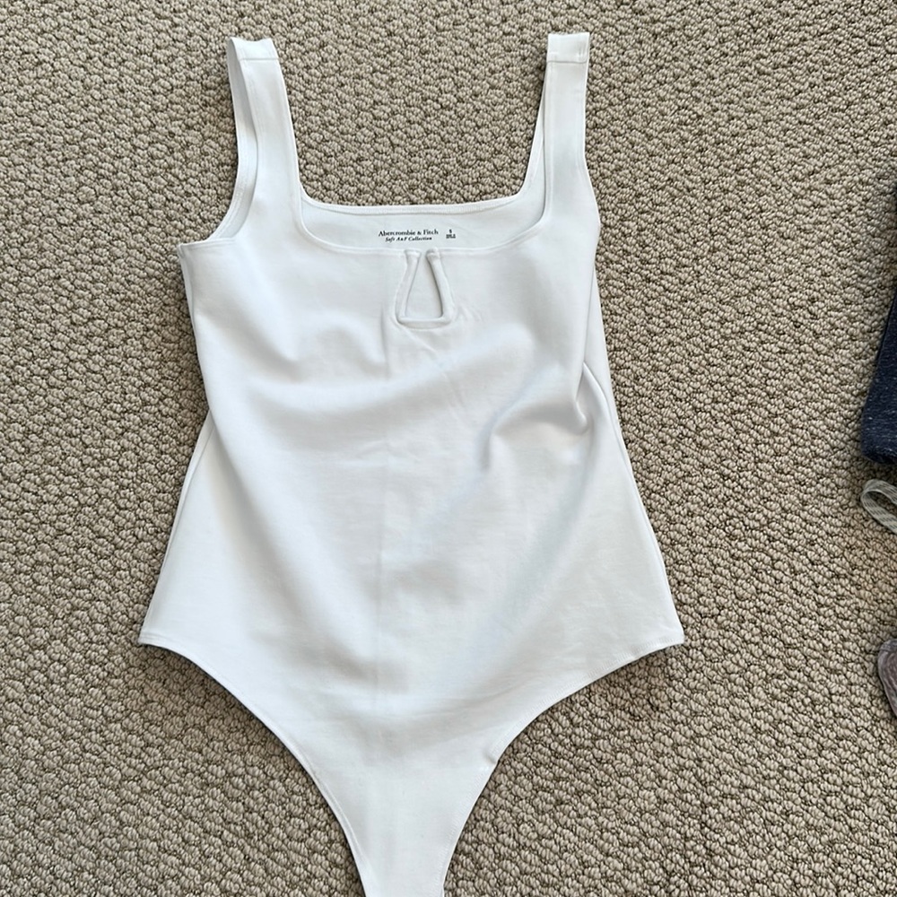 Never worn Abercrombie bodysuit